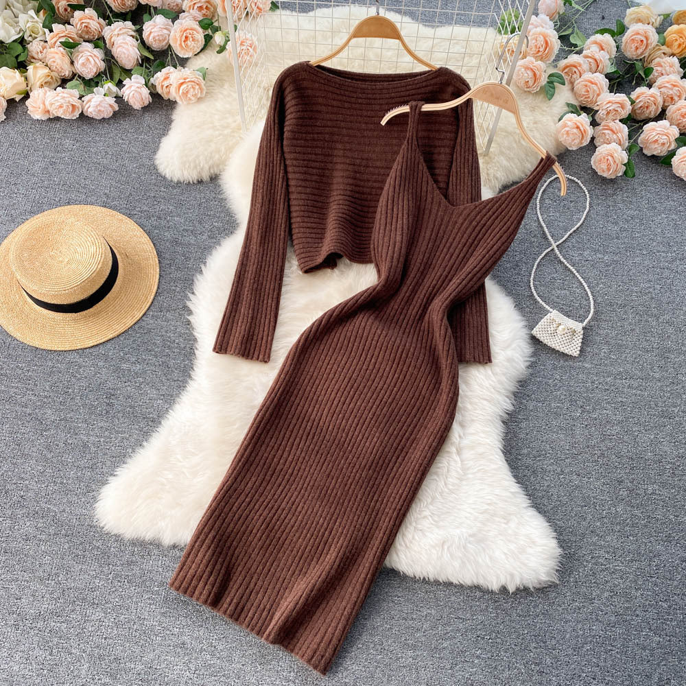 Retro Top With Straps V-neck And An Elegant Bodycon Dress