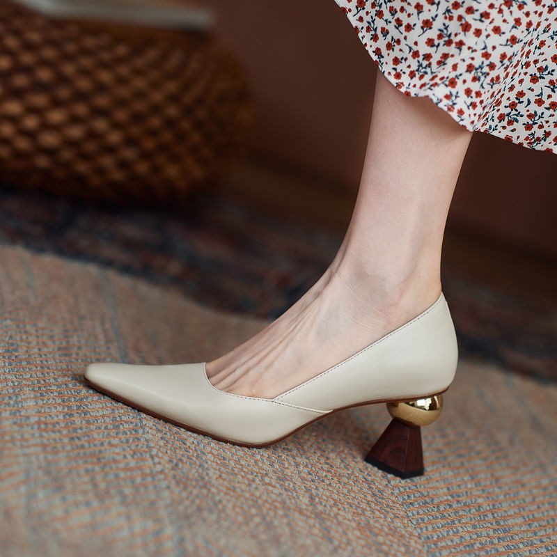 Women's Small Leather Shoes With Pointed Toe Mother High Heels