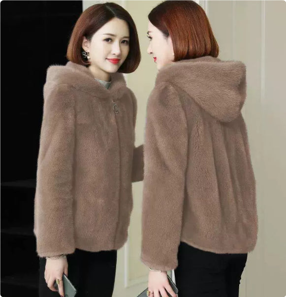 Winter New Small Thick Hooded Fur Coat Jacket