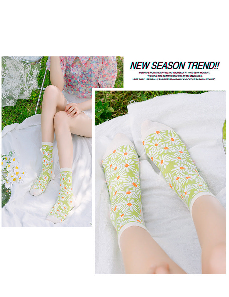 Winter Creative Small Daisy Flower Women's Socks