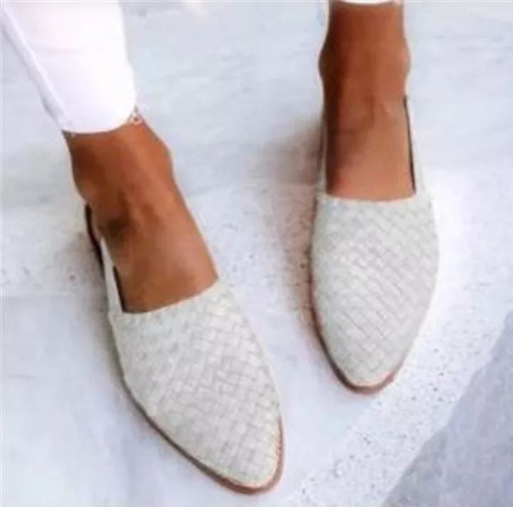 Pointed Toe Cap Buckle Flat Sandals Women