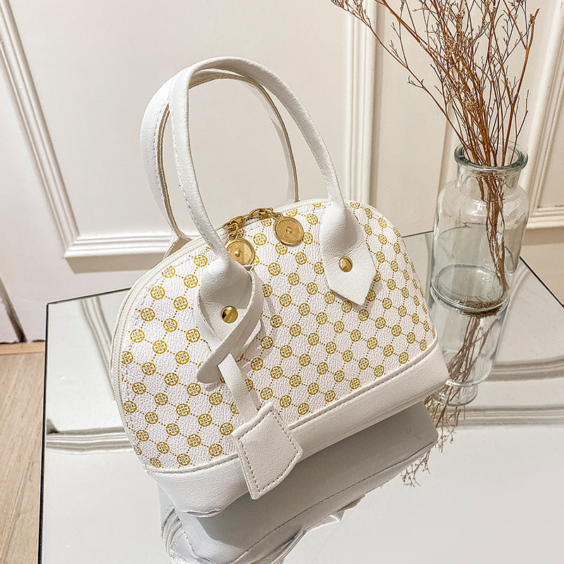 Chain Across The Korean Women's Handbag