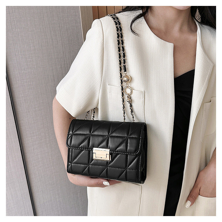Women's Fashion Retro Chain Shoulder Bag