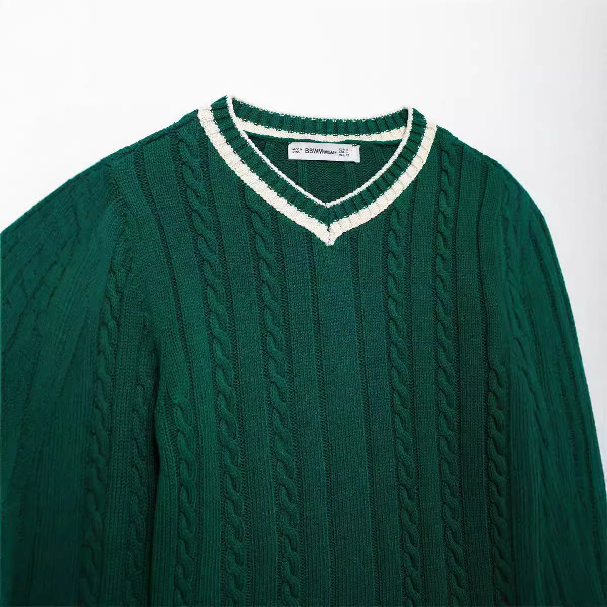 Fashion Long Sleeve V-neck Cable Pattern Sweater