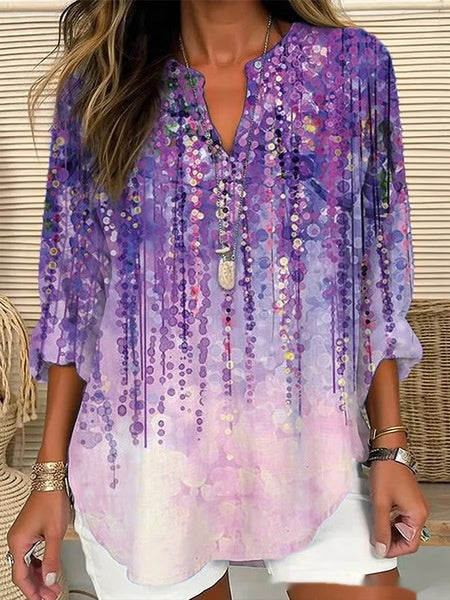 Loose-fitting Casual Womens Shirt With A V-neck And A Printed Design