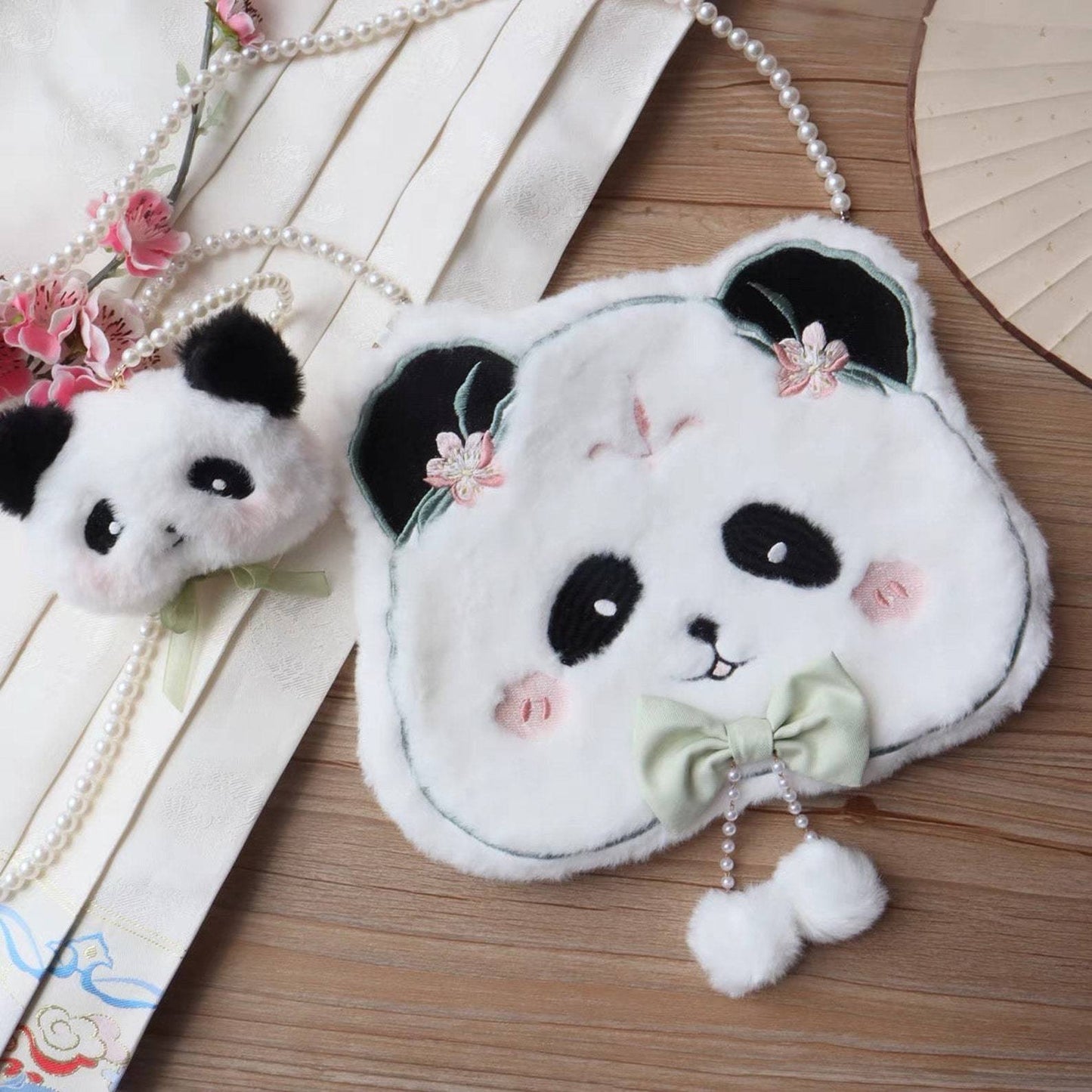 Winter Panda Embroidery Pearl Chain Plush Bag