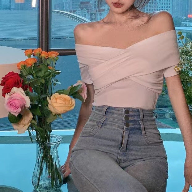 Arrival Hong Kong-Style Retro Off-Shoulder Short-Sleeve T-Shirt