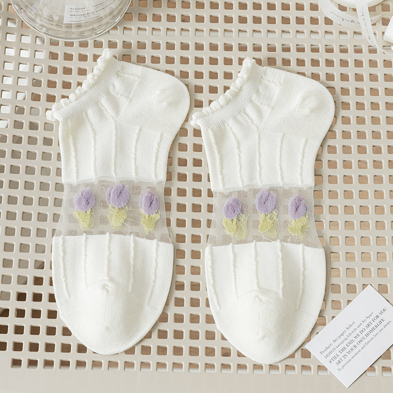 Women's Fashion Simple Breathable Embroidered Floral Socks