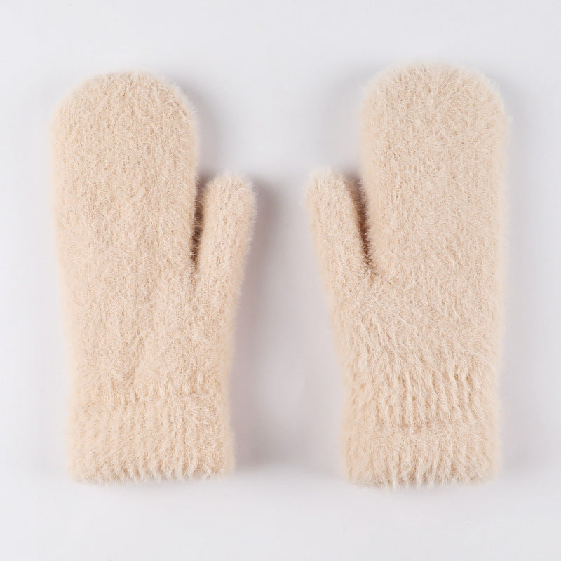 Plush Thickened Waterproof Marten Gloves