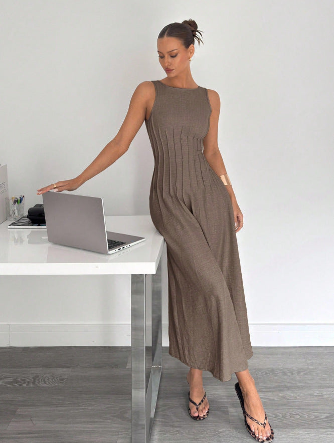 Solid-color Sleeveless Elegant Dress New Style