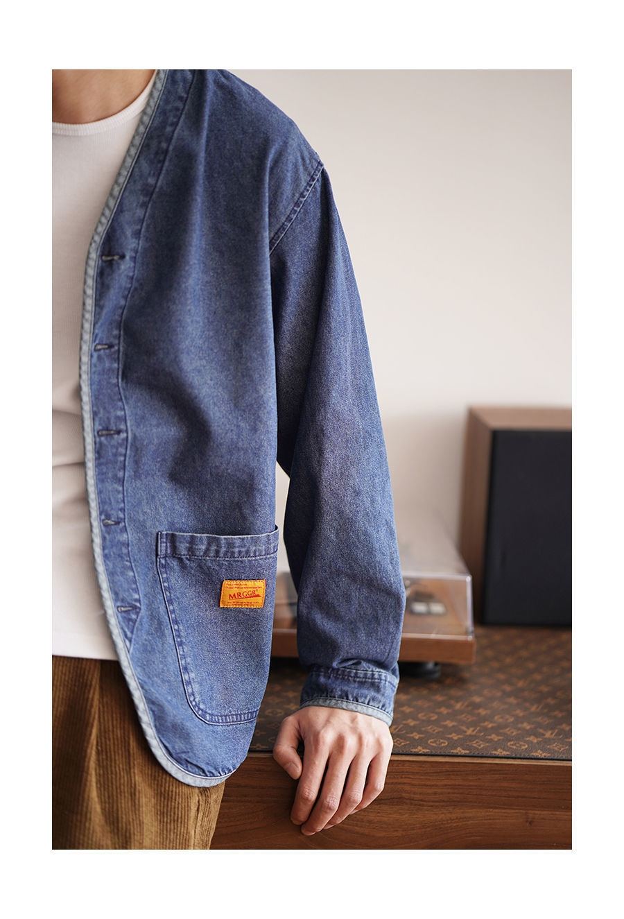 Retro V-neck Denim Men's Fashion Slim Jacket