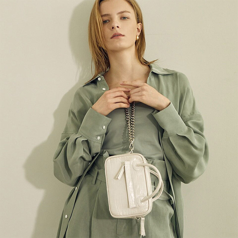 European And American Niche Design Retro Chain Handbag