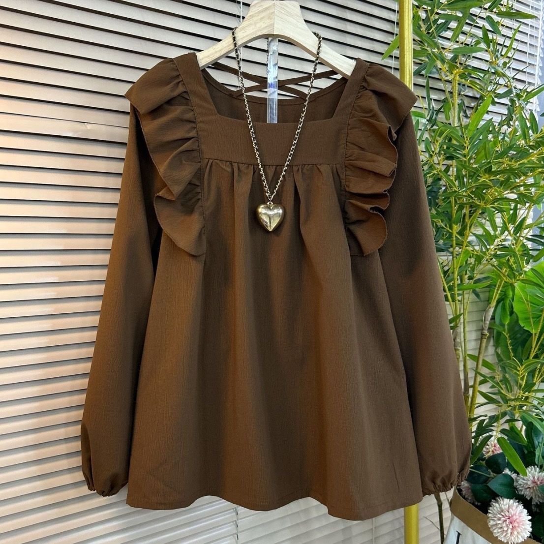Ruffled Square Collar Beauty Back Sexy Design Women's Shirt