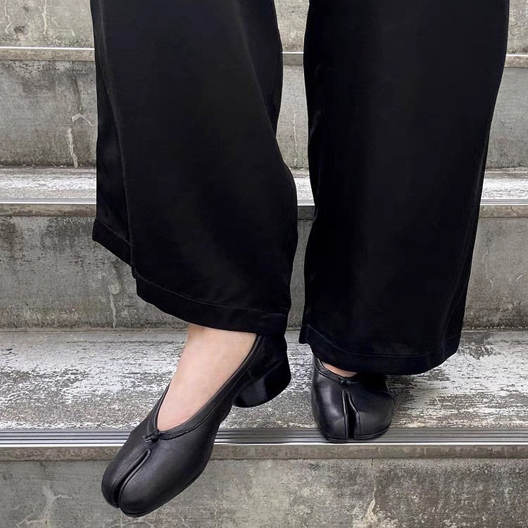 Pleated Split-toe Women's Retro Ballet Shoes