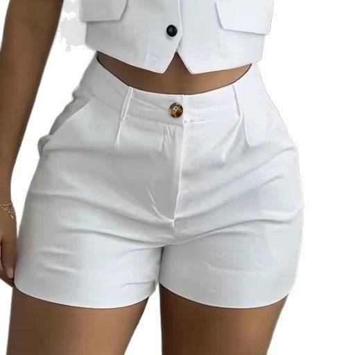 Sleeveless Halter-neck Casual Top Paired With Fashionable Shorts Set
