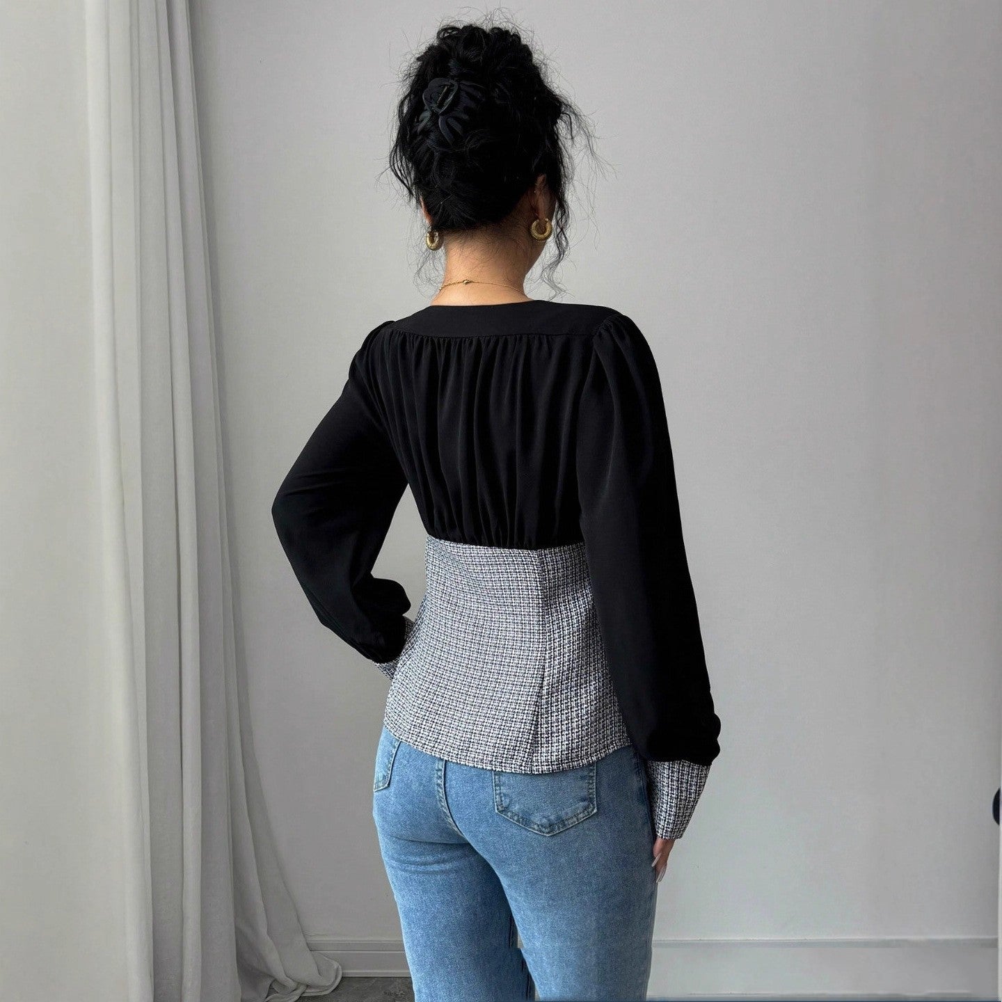 Knitted Tweed Halter V-neck Open-back Waist-cinching