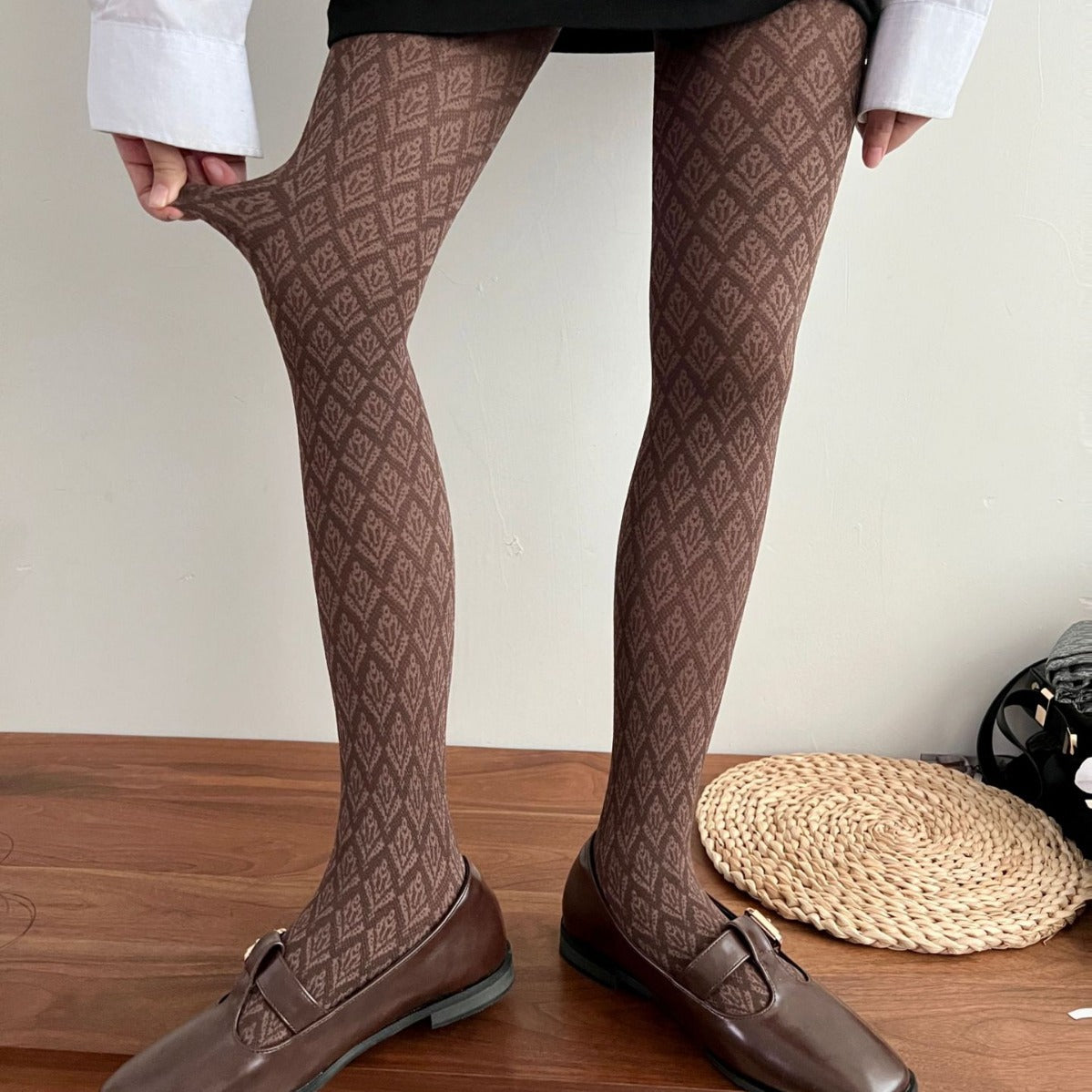 Japanese-style Retro Dark Floral Autumn Slimming White Tights