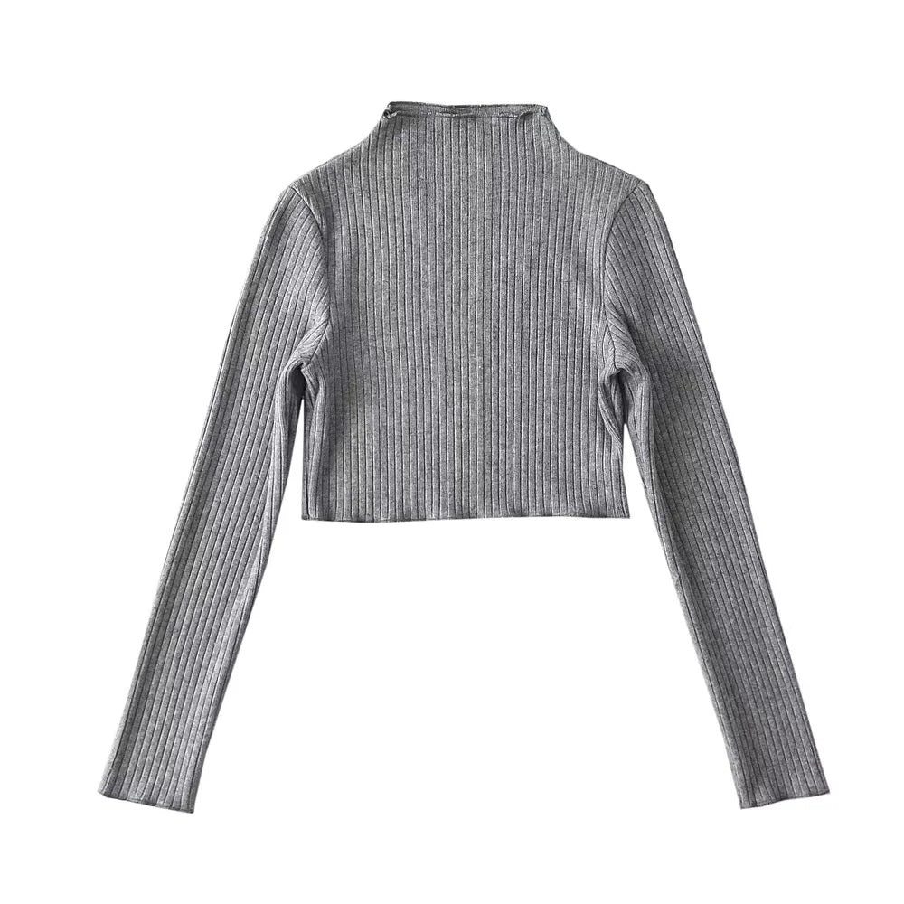 Cashmere-trøje med blondedetaljer ved halsudskæringen, lange ærmer og som underlag