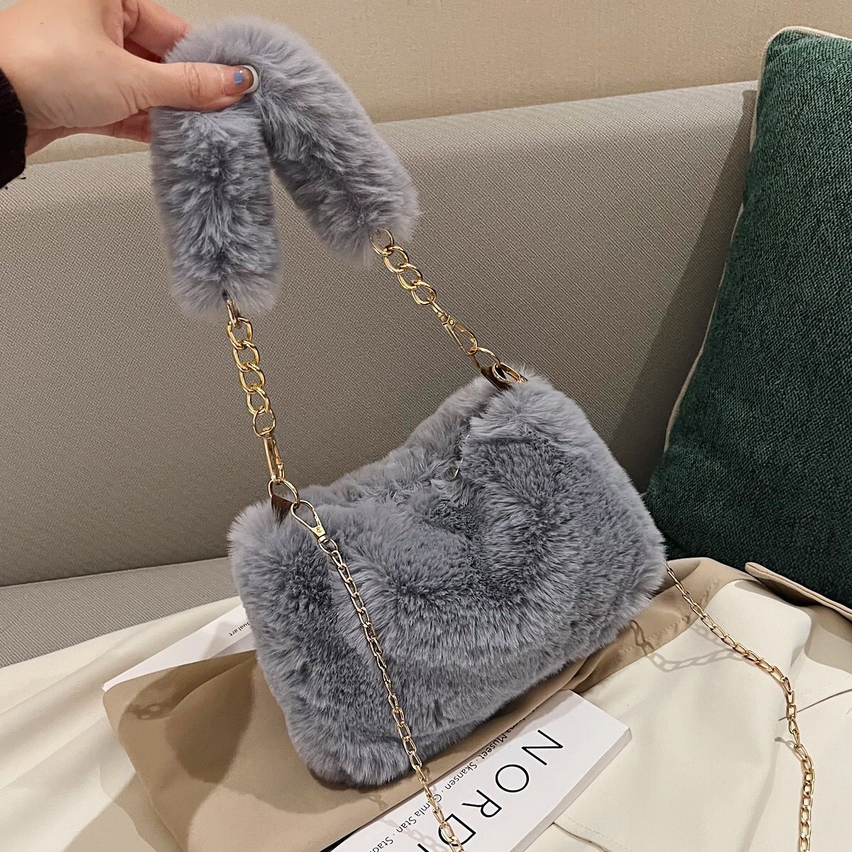 Pearl Chain Plush Bag Female Ins Korean Style