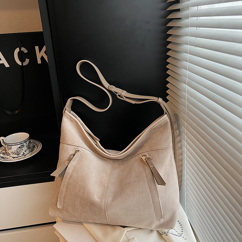 Large-Capacity New Winter Commuter Bag For Women