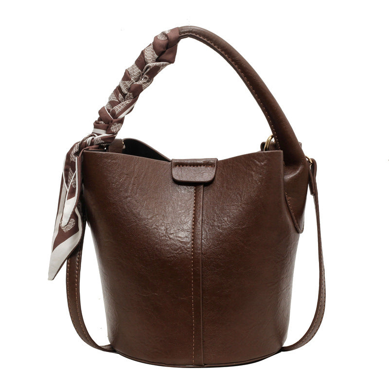 Portable Retro Fashion Shoulder Messenger Bag
