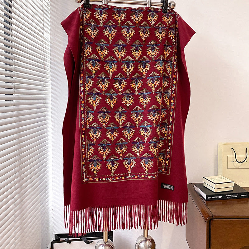 Kunstnerisk kunstig kashmir-tørklæde broderi broderi varmt fortykket langt frynser rejse sjal