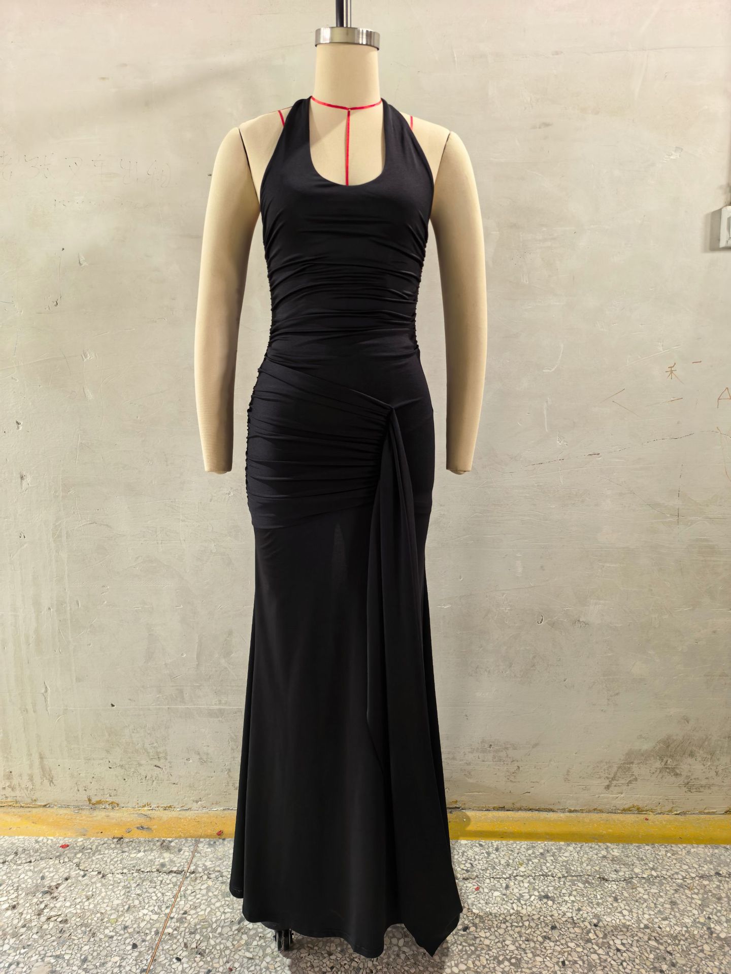 Womens Sexy Waist-Cinching Backless Halter Dress