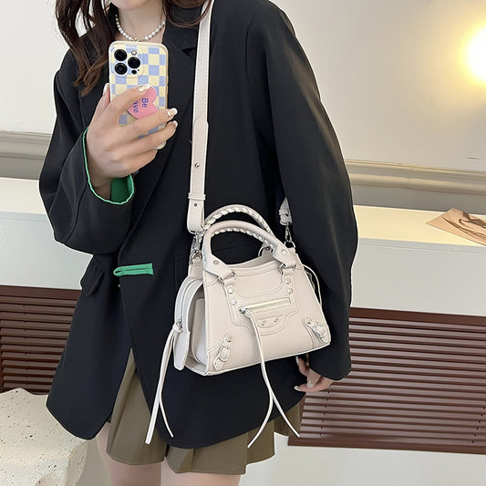 Women's Trendy Personality One Shoulder Handbag