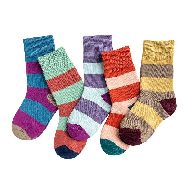 Spring And Autumn Embroidered Striped Socks