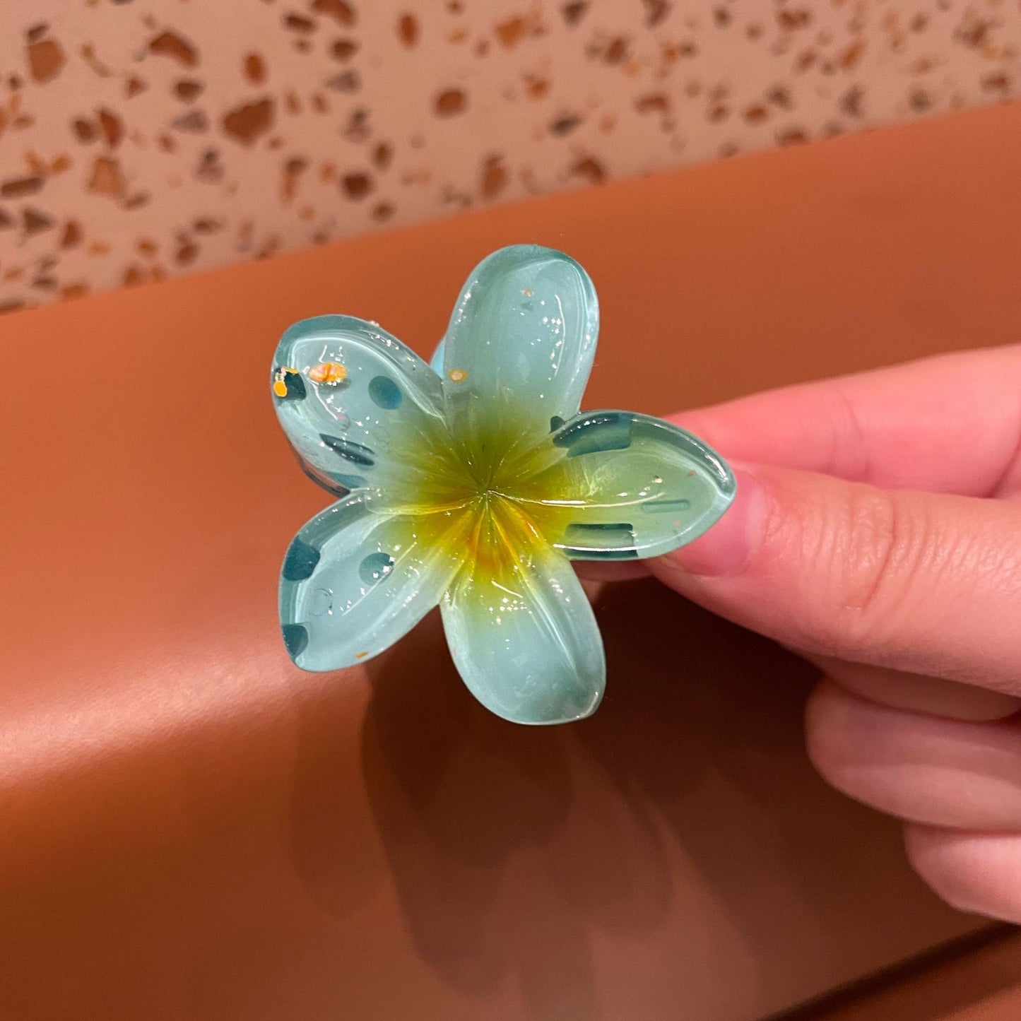 Plumeria Rubra Grip Flower Barrettes Female 4CM