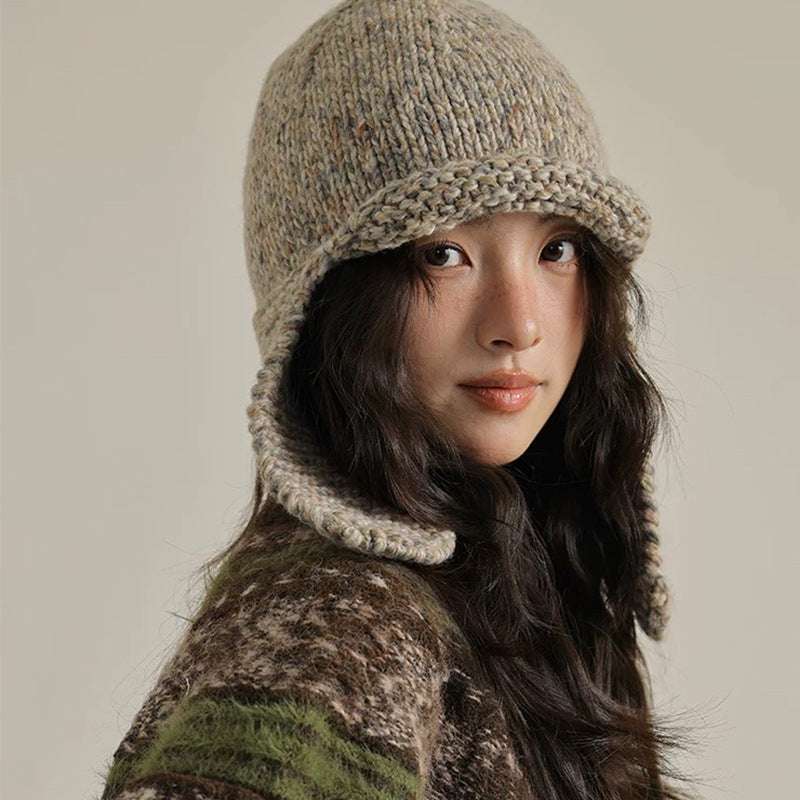 Retro Face-looking Small Mixed Color Woven Knitted Earmuffs Hat