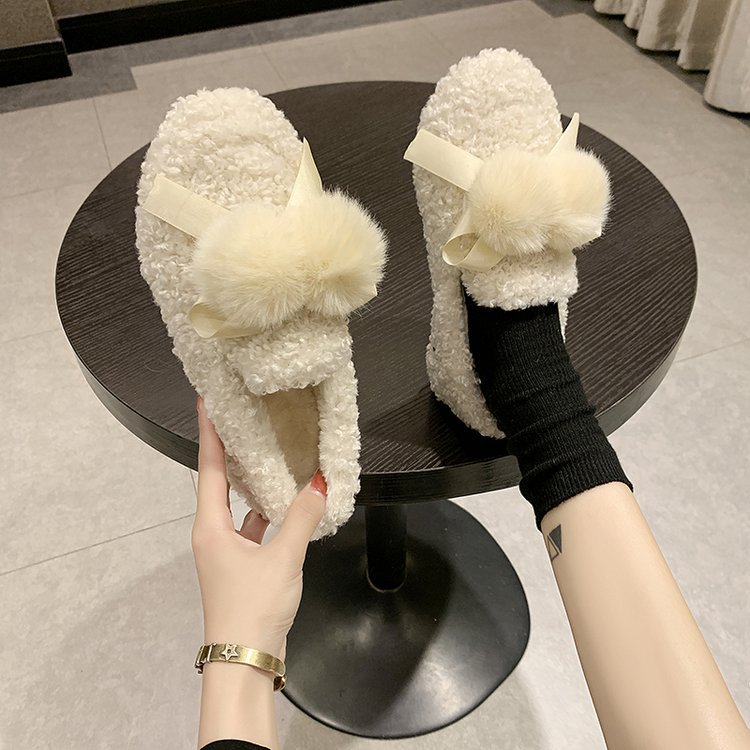 Women's Flat Shoes Keep Warm And Fashionable For Outer Wear