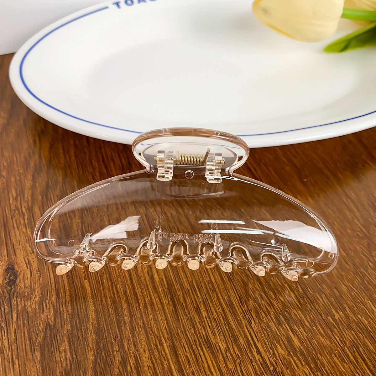High-grade Semicircle Plastic Hairpin Elegant And Fashionable