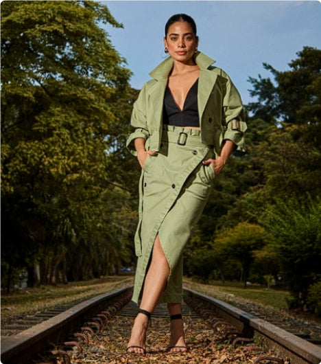 European And American Leisure Workwear Elegant Button Belt Suit Skirt
