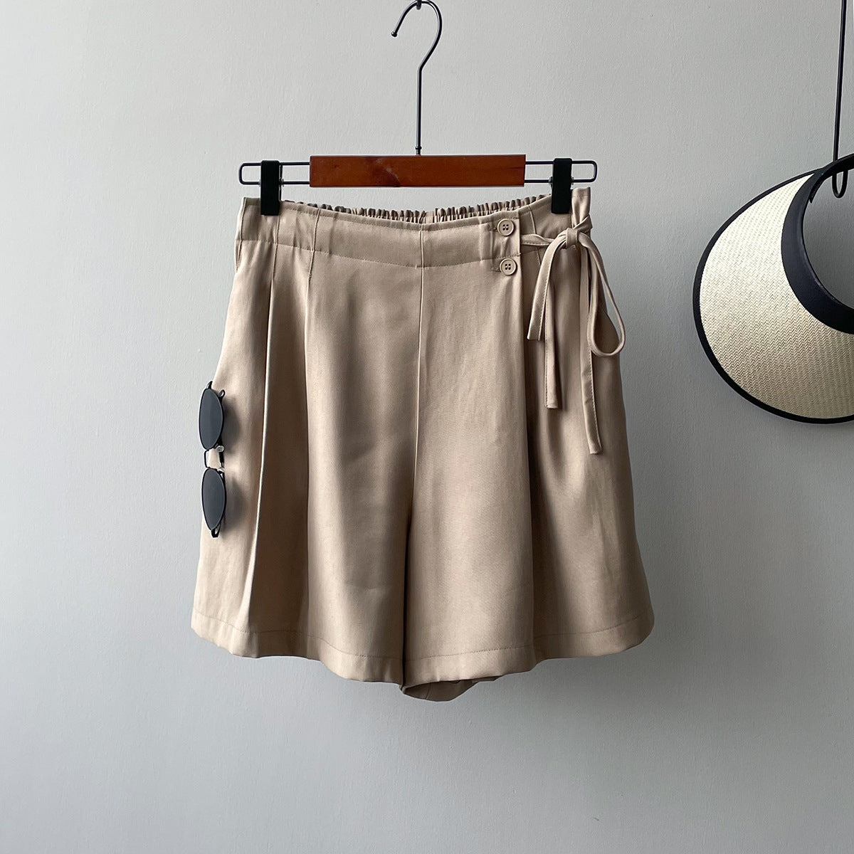 Women's Summer Lace-Up Niche Design High Waist Casual Shorts