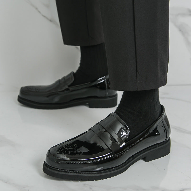 Autumn Men's Glossy Carved Leather Shoes