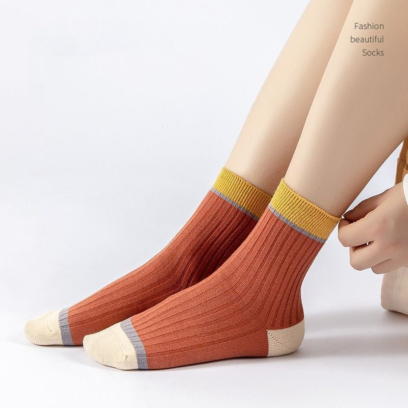 Female Mid-calf Length And Breathable Sweat-absorbent Socks