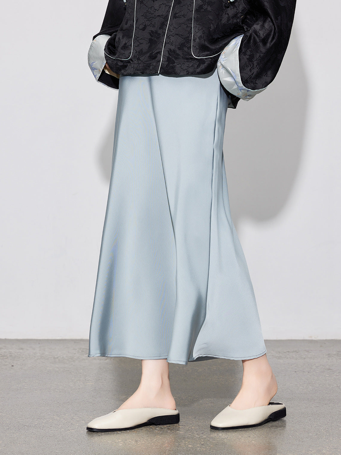 Oblique Cut Glossy Silky Half Body New Acetate Satin Temperament High Waist Fishtail Skirt
