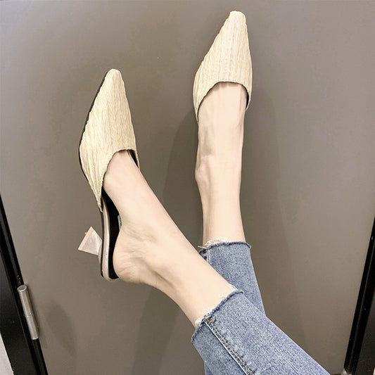Wear Fashionable Sandals And Slippers Outside Baotou In Spring And Summer