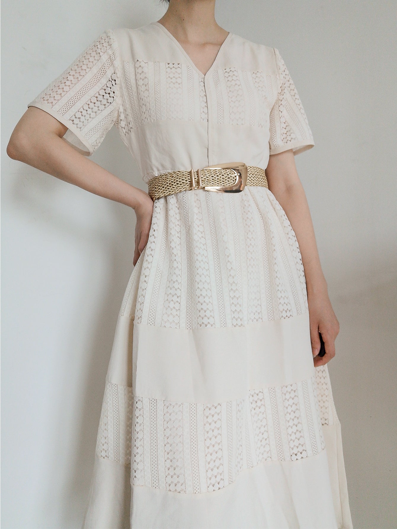 Summer New Ladies Belt PP Grass Gold Hand-woven Belt with Irregular Metal Buckle Waist Seal