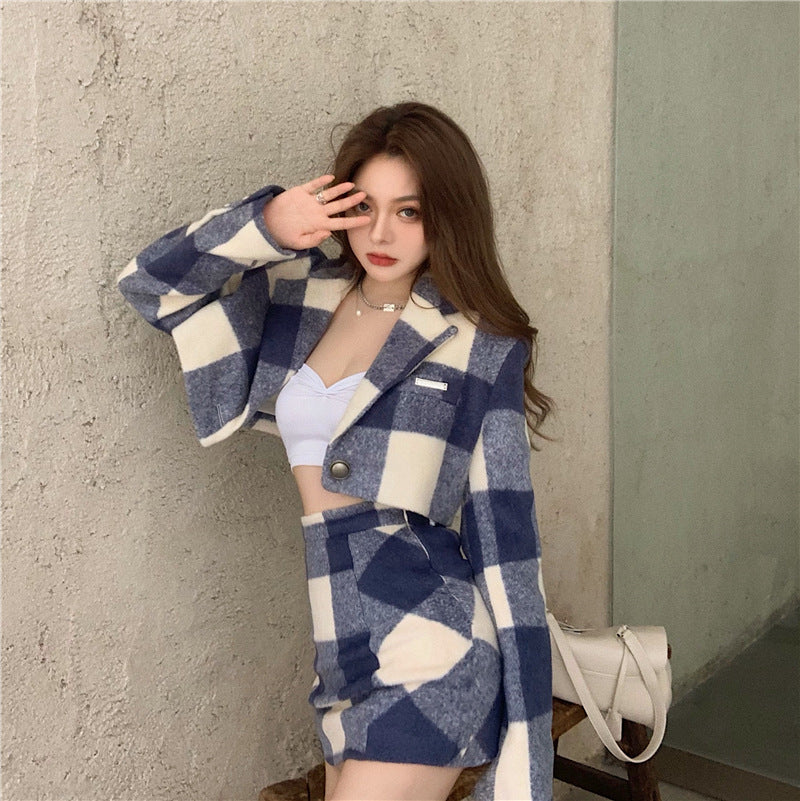 Women's Short Loose Temperament Retro Coat Plaid Woolen Skirt