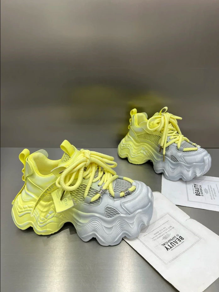 Dame Sneaker Med Tyk Sål Og Åndbar Mesh