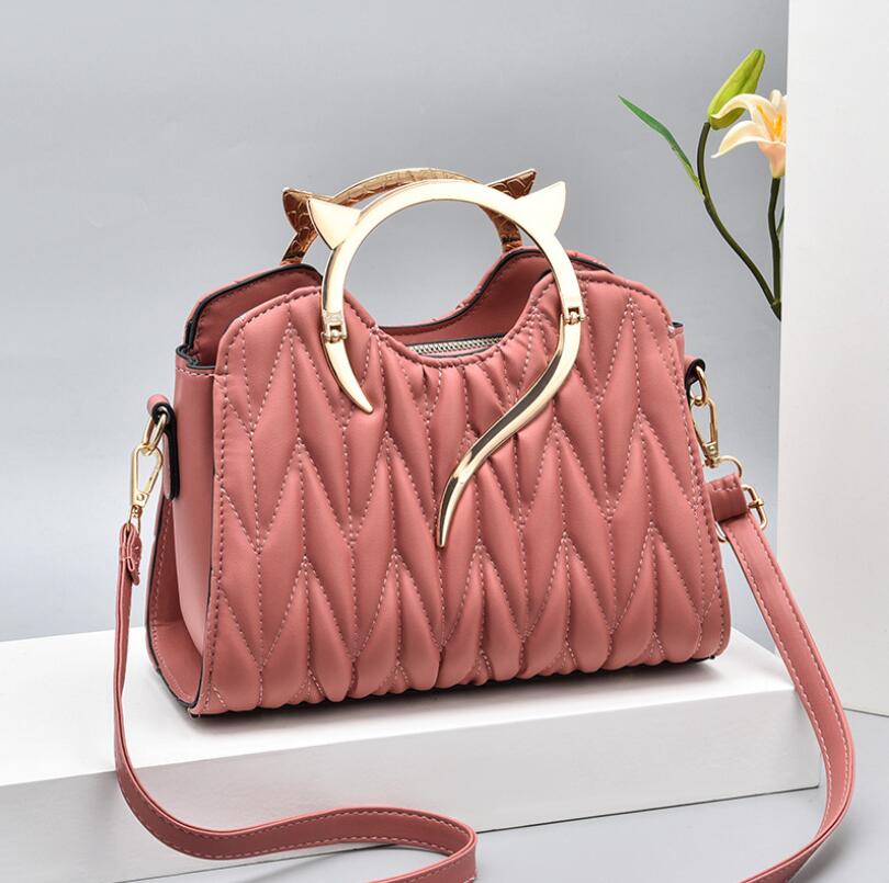 Hand Held Simple Temperament One Shoulder Messenger Bag