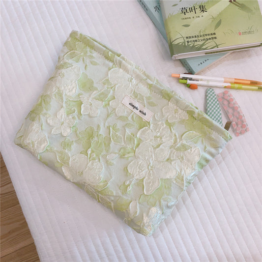 Elegant Artistic Large Flower Relief Cosmetic Bag