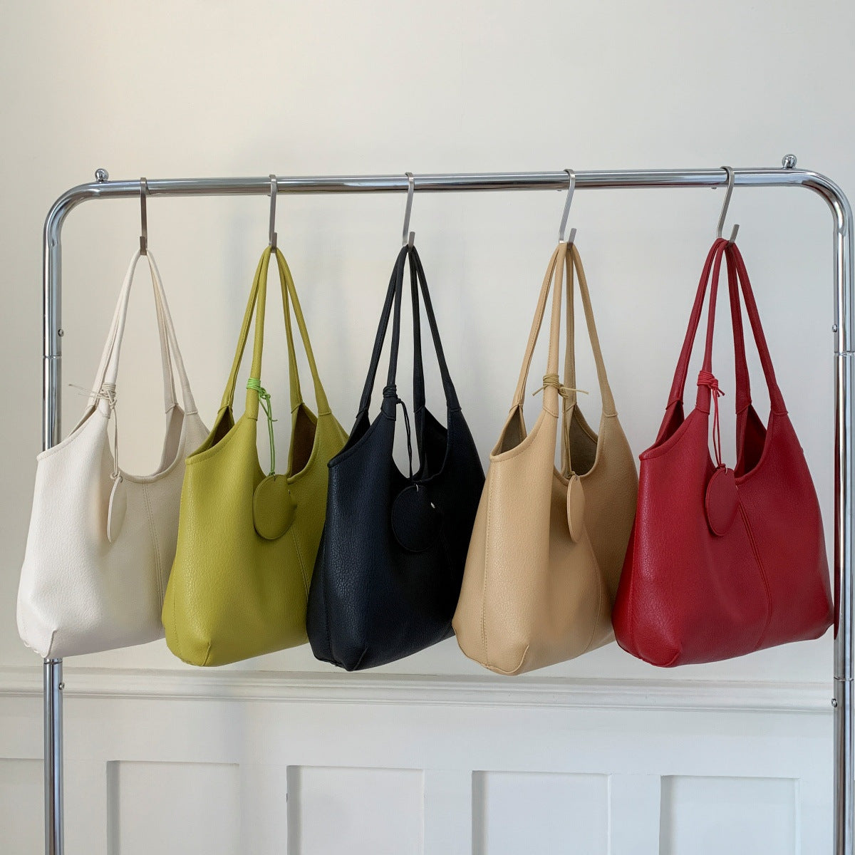 Large Capacity Simple Casual Portable Messenger Bag