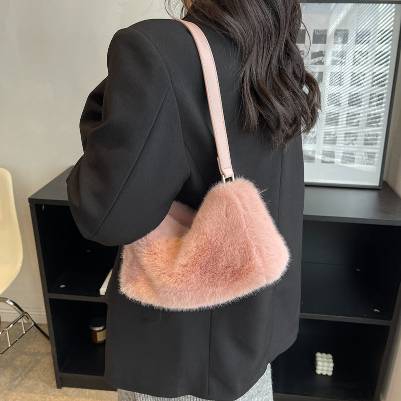 Plush Niche Fashion Shoulder Bag Western Style