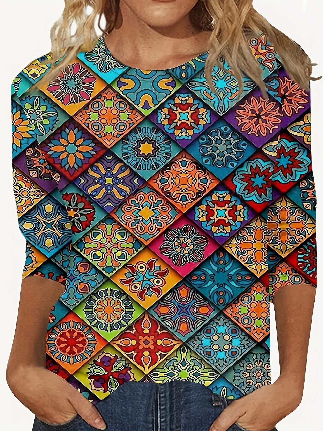 Europæisk og amerikansk blomsterprintet langærmet T-shirt med rund hals