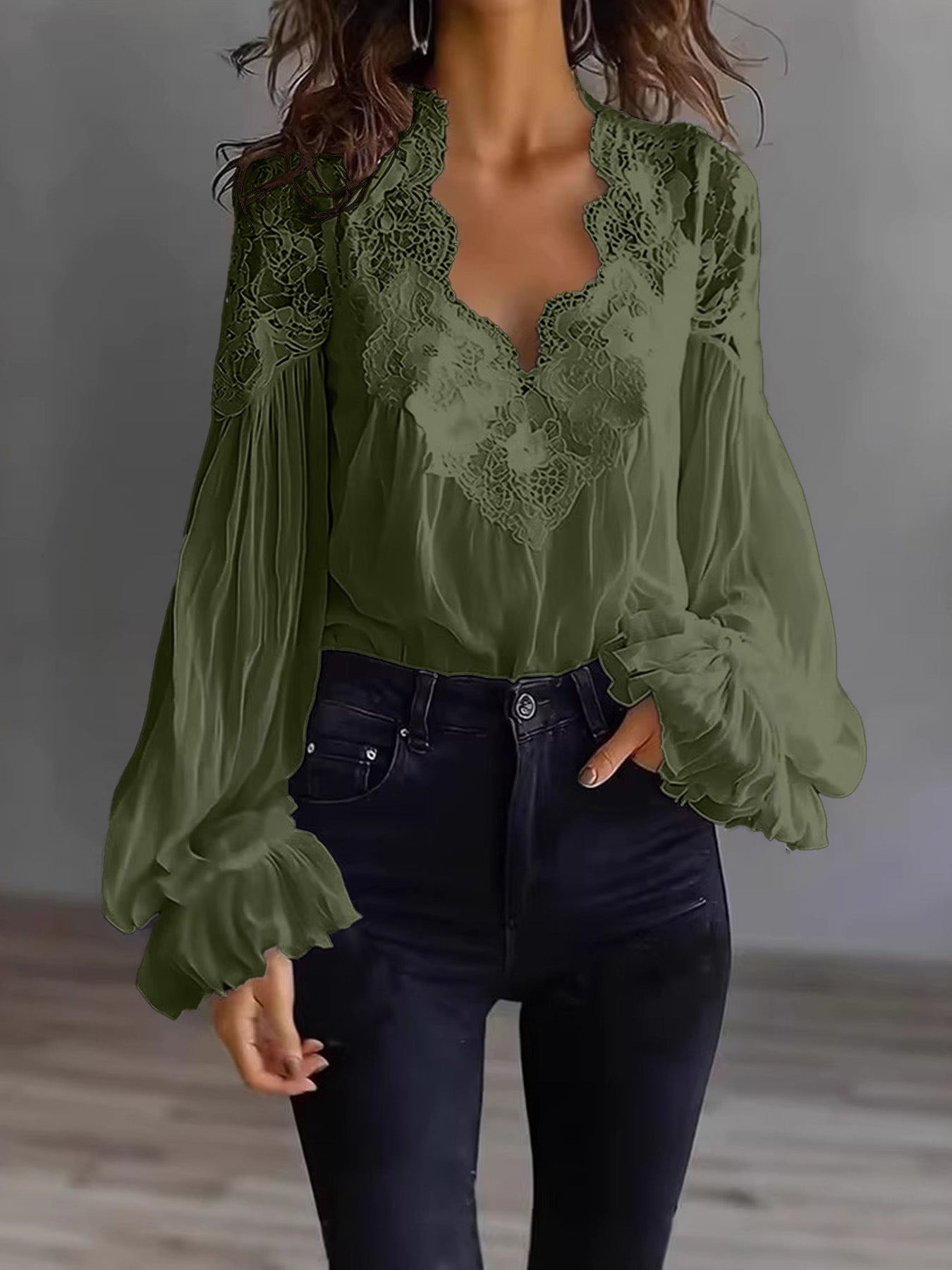 Lace-panelled Ruffled Puff-sleeve Pleated Shirt