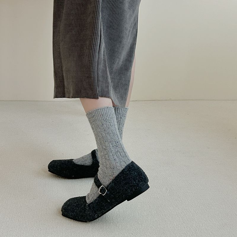 Stylish Personalized Womens Mid-calf Wool Socks