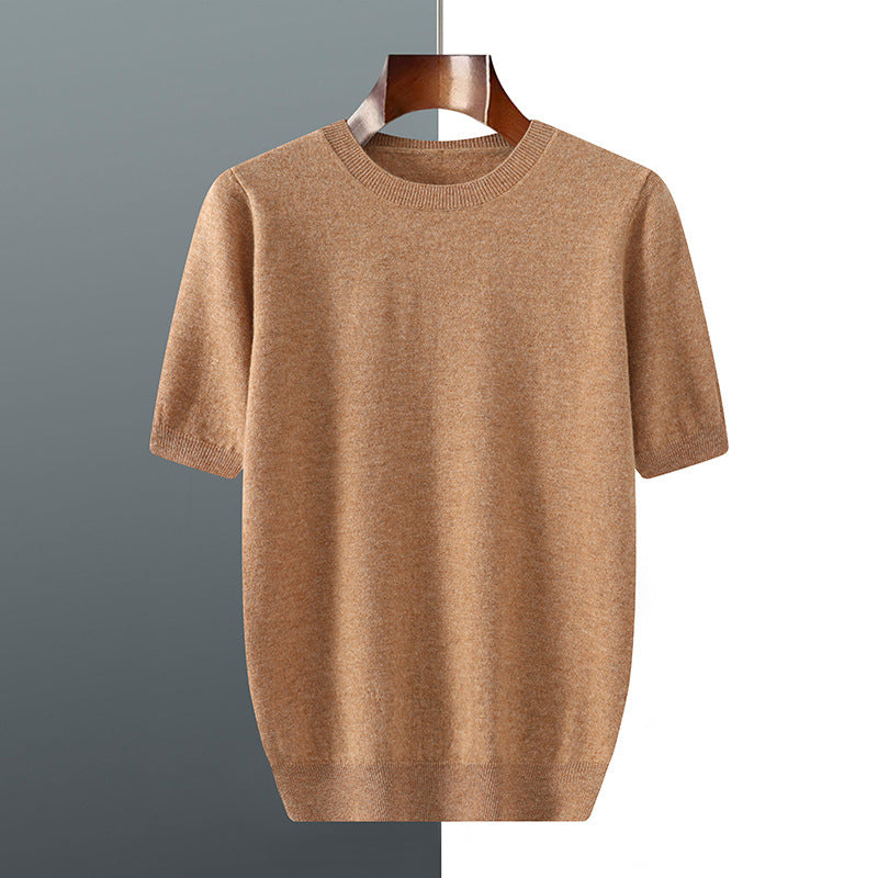 Men's Round Neck Knitted Sweater With Short Sleeves